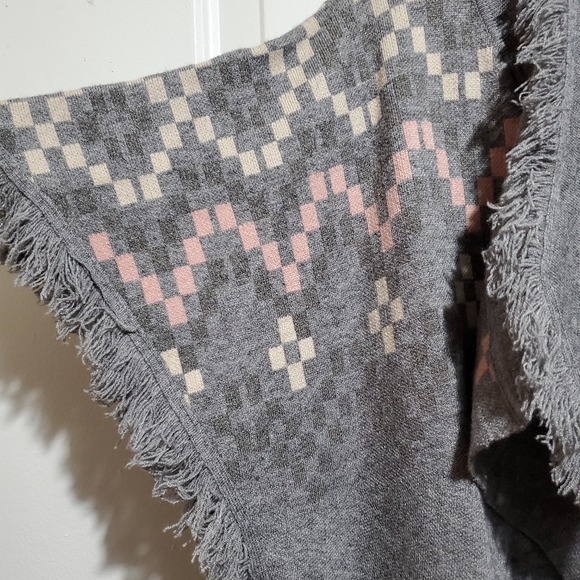 THML Fringe Trim Open Cardigan - Picture 4 of 11